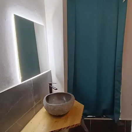 La Quiete Accesa Guest house