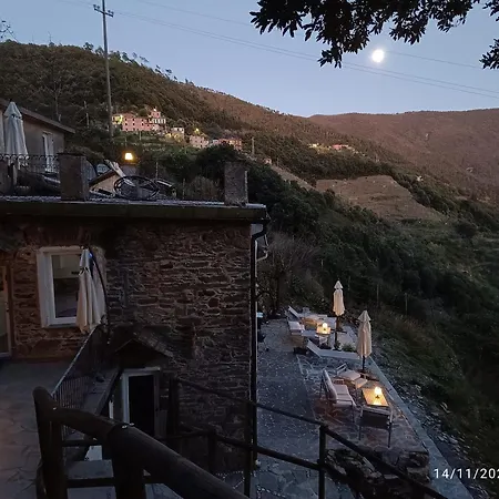 La Quiete Accesa * Vernazza