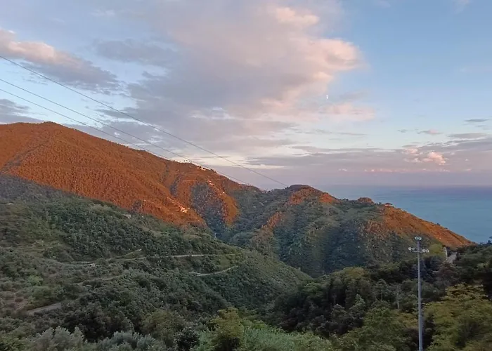 La Quiete Accesa Vernazza